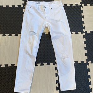Gap White leggings Jeans with rips size 28